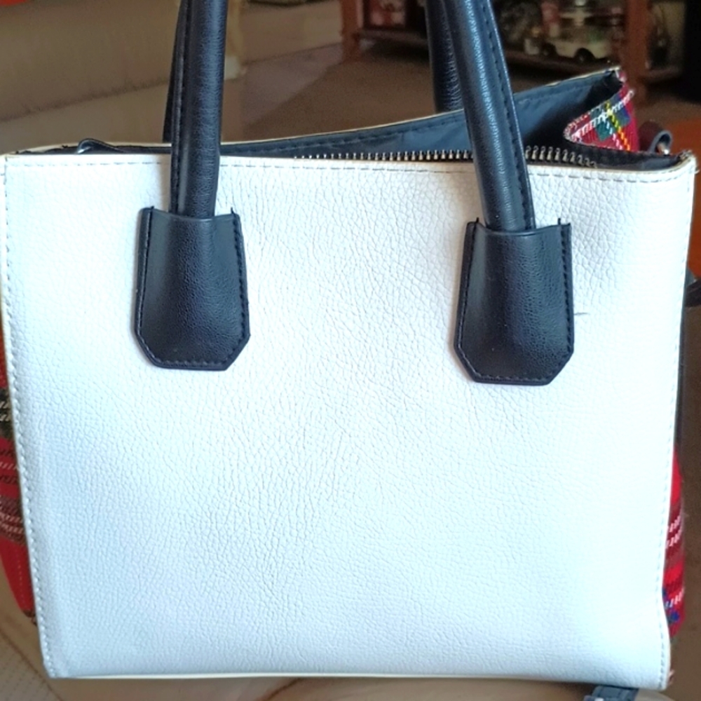 Purse - Picture 8 of 8